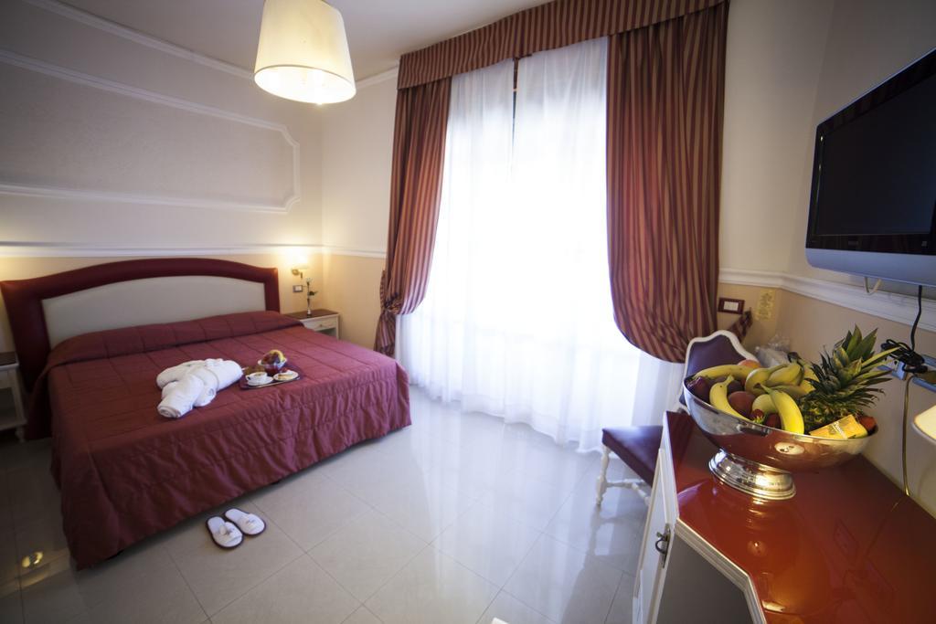Hotel Gran Duca Livorno Buitenkant foto